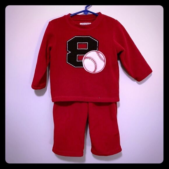 The Children’s Place Fleece Baseball Outfit ⚾️ - Picture 1 of 7